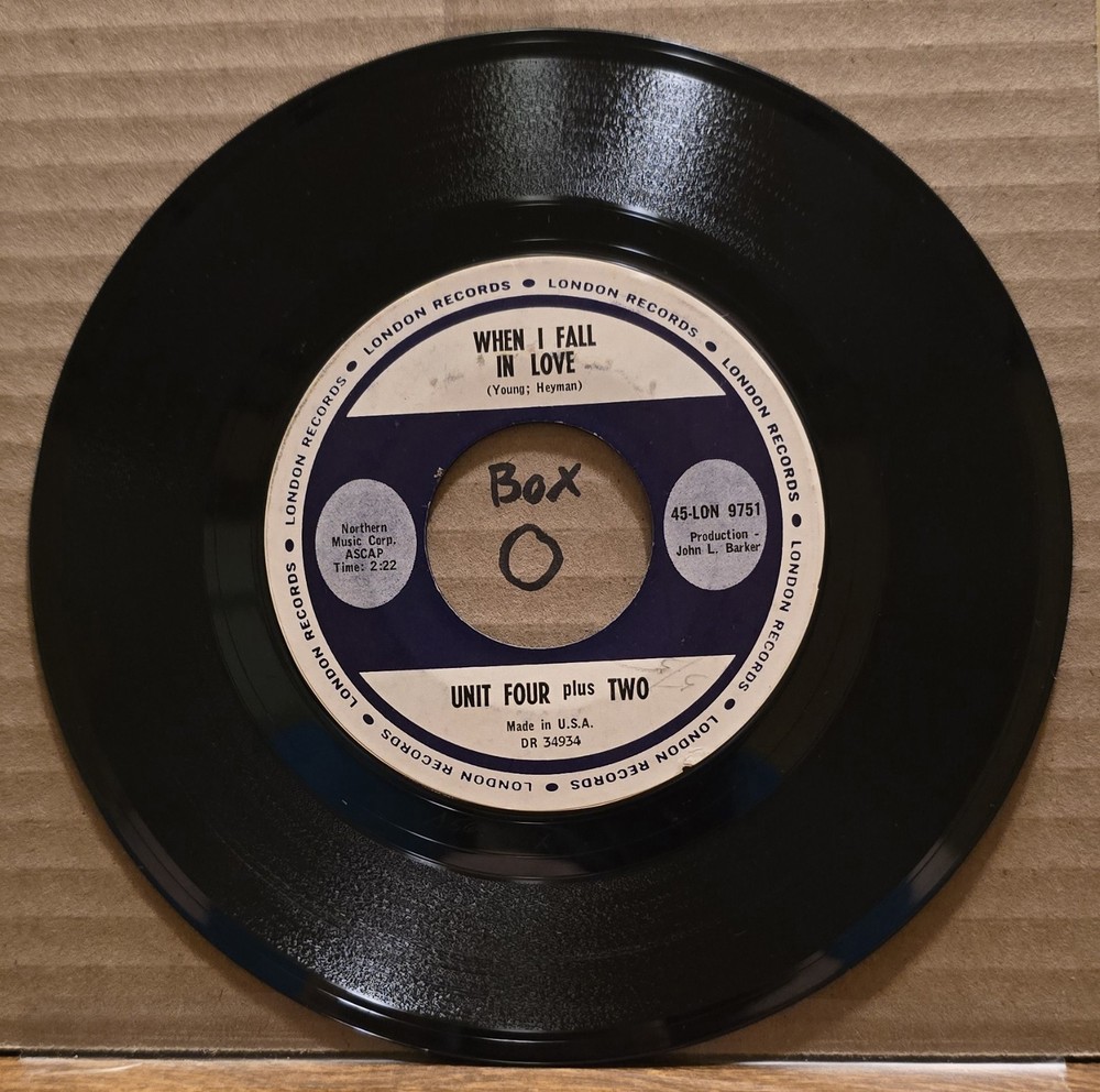Unit Four Plus Two: Concrete And Clay / When I Fall in Love – VG | 1965 Pop Rock
