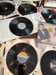 Lot Of 20 Vintage Vinyls Various jazz, folk, calypso, swing, classical – Desc