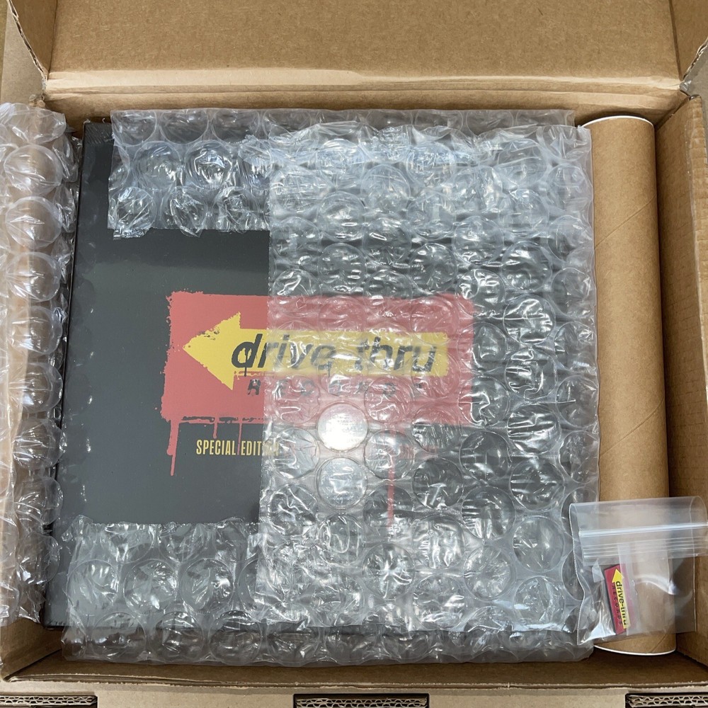 DRIVE-THRU RECORDS 26TH ANNIVERSARY NEW EP BOX SET/400 COLORED VINYL