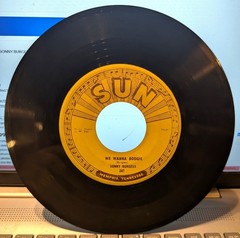 ROCKABILLY 45 – SONNY BURGESS- RED HEADED WOMAN / WE WANNA BOOGIE 1956 SUN vg