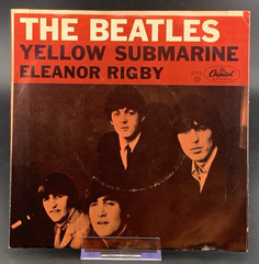 BEATLES – YELLOW SUBMARINE – ELEANOR RIGBY – Capitol 5715 45 RPM w/ PS NM! 1966