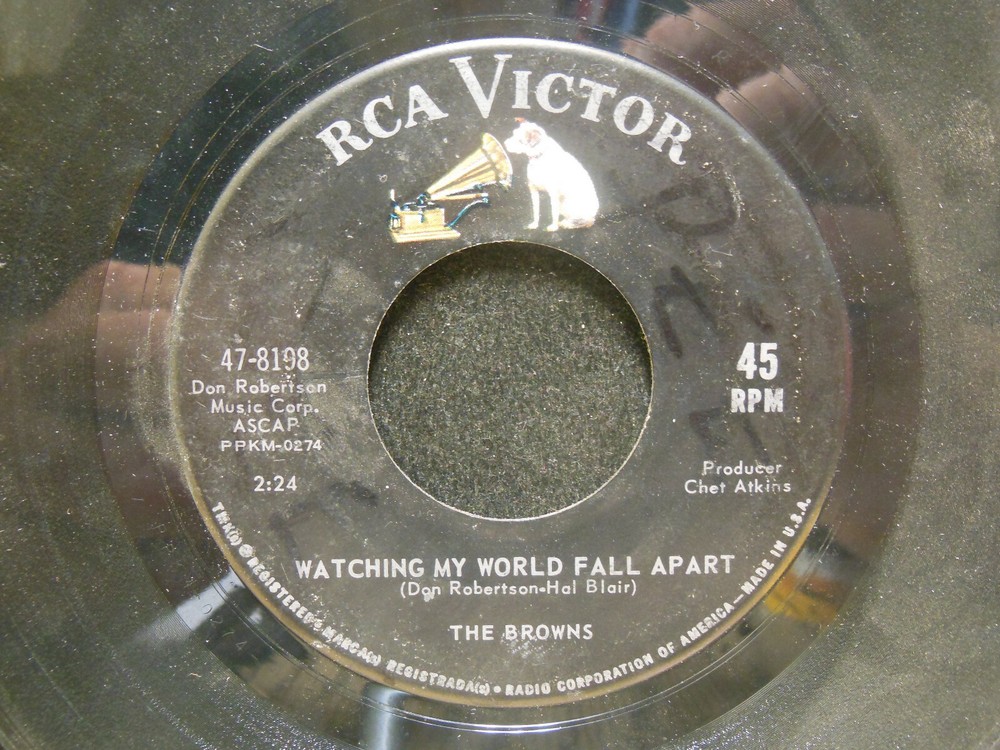 The Browns: Watching My World Fall Apart / The Twelfth Rose, 45 RPM. G+