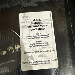 D.N.A. Featuring Suzanne Vega – Tom’s Diner 12”