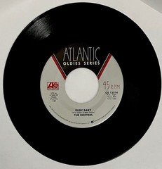 The DRIFTERS ~ Under the Boardwalk Reissue of 1964 Hit 45 RPM 7″ SINGLE MINT