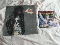 ALICE COOPER: POISON 12″ & HEY STOOPID 7″