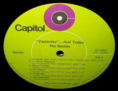 THE BEATLES Yesterday And Today LP 1960s Green/Target STEREO Capitol ST-2553 NM!