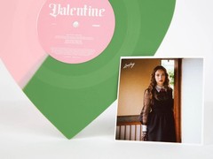 Laufey Valentine Lover Girl Strawberry Matcha Heart Shaped Vinyl NEW In Hand
