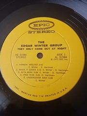 EDGAR WINTER GROUP – THEY ONLY COME OUT AT NIGHT – 1972 EPIC RECORDS LP – (G/G)