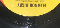 BEATLES – YELLOW SUBMARINE – ELEANOR RIGBY – Capitol 5715 45 RPM w/ PS NM! 1966