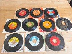 Vintage Lot 45 RPM Records & Sleeves Beatles Elvis Bee Gees Manfred Mann