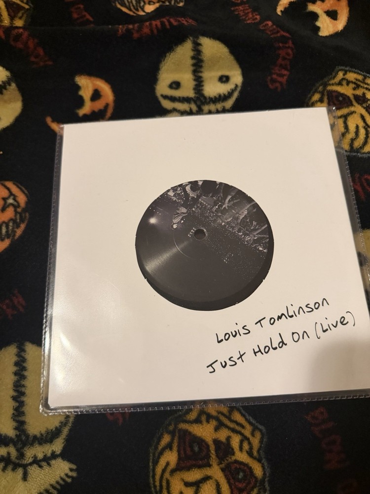 Louis Tomlinson Just Hold On Live 7″ Vinyl Limited Edition
