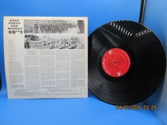 Album Here Comes the Mighty 48th by The Pipes & Drums Vintage