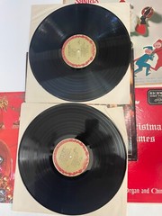 Lot Of 4 Christmas Albums Holiday LP 33RPM Julie Andrews Santa’s Helpers
