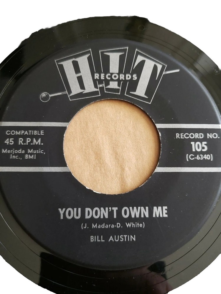 Harvey Frolic Talking About My Baby/Bill Austin You Don’t Own Me 1964 Hit 105