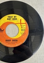 BOBBY DARIN: Vinyl 45 Record – Down So Long / Treat My Baby Good (G+)
