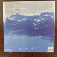 TATE MCRAE One Day Vinyl LP + Baby Blue Heart 10″ VV Vertigo /1000 – Brand New !