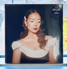 SEALED – Laufey “Bewitched: The Goddess Edition” 2 LP Vinyl w/Board Game