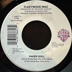 Fleetwood Mac – Paper Doll / The Chain (7″ Single)