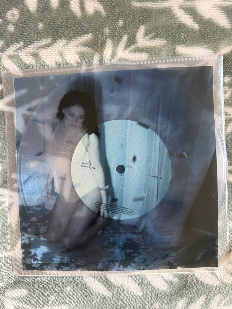 CHARLI XCX “PARTY 4 U” RSD 2026 CLEAR 7” SINGLE New RECORD STORE DAY