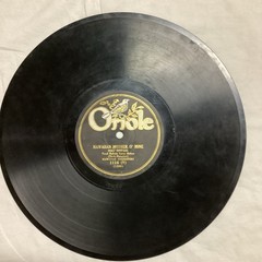Oriole Records Lot of 4 10″ 78 RPM Shellac Singles w/ Paper Sleeve