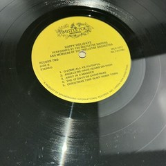 Happy Holidays 2 Album Set. Mistletoe Records. MLX-1211. Classic Christmas Music