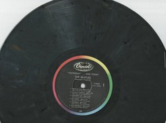 BEATLES – BUTCHER COVER YESTERDAY & TODAY LP FACSIMILE EDITION COLOR VINYL