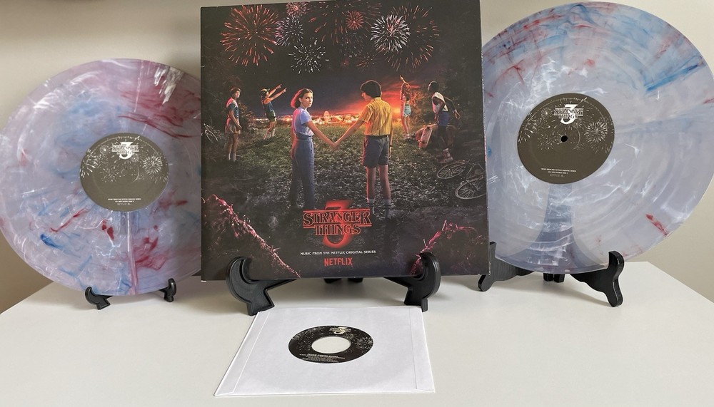 Stranger Things – Season 3 Vinyl 2 LP Records Red White Blue Swirl + 7″ Bonus
