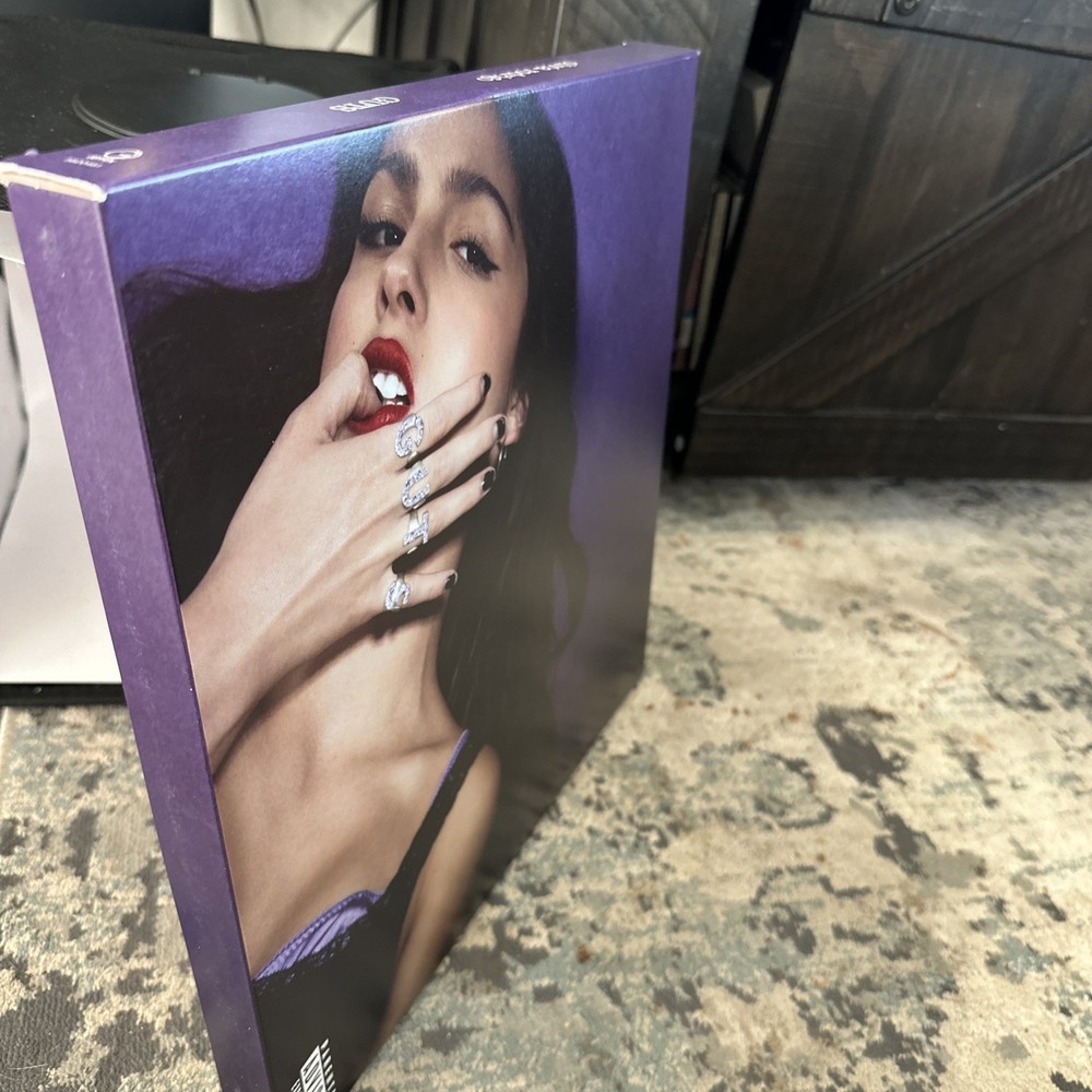 Olivia rodrigo guts spilled Outer Box. (((Box Only)))