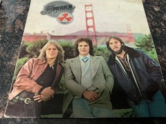 #98 AMERICA SELF TITLED 1975 VG+ VINYL LP BS 2852 EXCELLENT