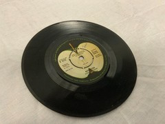 The Beatles Hey Jude / Revolution 7 Inch Single R 5722 Parlophone A2 023