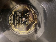 RARE Fred Mueller 78RPM Shellac Weggis Zua / Lustiger Bua Victor Scroll Label