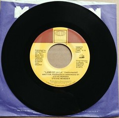 STEVIE WONDER Land Of La La & Instrumental 45 7″ SOUL Tamla Records Vinyl 1986
