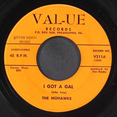 MOHAWKS: bewitched / i got a gal VAL-UE 7″ Single 45 RPM