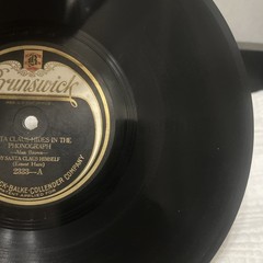 Mint 1920s Christmas 78 Rpm Record Santa Claus Hides In Phonograph Archive