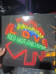 Unlimited Love (Deluxe Edition) by Red Hot Chili Peppers (Record, 2022)