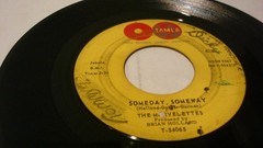 LOT OF 10 1960S R&B 45 RPM Sly Temptations MIracles Marvelettes Pickett Platters