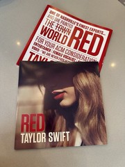 Taylor Swift RED ACM Promo album with promo sleeve and box – EXTREMELY RARE