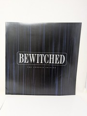 Laufey – Bewitched: The Goddess Edition (Blue Vinyl 2 LP) NM