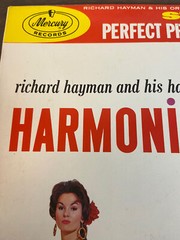 RICHARD HAYMAN – HARMONICA HOLIDAY 12″ Vinyl LP 33 Easy Listening Album EUC