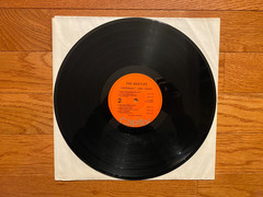 The Beatles – Yesterday and Today LP Capitol ST 2553 1976 Pressing Orange Label