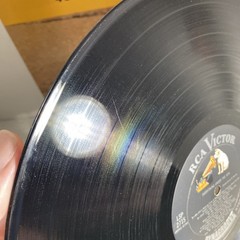 THE THREE SUNS – Everything Under The Sun (1963) – 12″ Vinyl Record LP – VG
