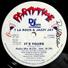1984 – T LA ROCK & JAZZY JAY = IT’S YOURS – DEF JAM / PARTYTIME RECORDS OG PRESS