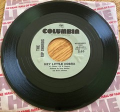 The Rip Chords “Hey Little Cobra / Three Window Coupe” 7″ 45 rpm record