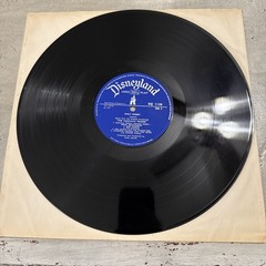 Walt Disney The Living Desert 12” Vinyl LP, 1970 Disneyland Records, DQ 1198