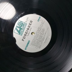 FOREIGNER 1978 LP “DOUBLE VISION” ON CLASSIC ROCK POP VINTAGE VINYL! HOT BLOODED