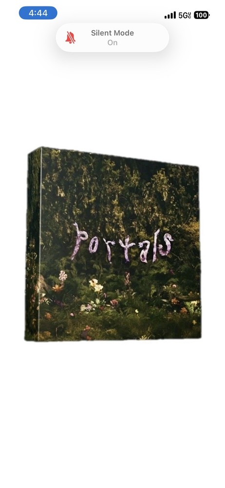 Melanie Martinez – Portals 2LP Vinyl Deluxe Box Set & Board Game (CLEAR COLOR)