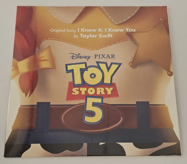 Taylor Swift Toy Story 5 I Knew It I Knew You EXCLUSIVE 10″ Vinyl SET ‘IN HAND’