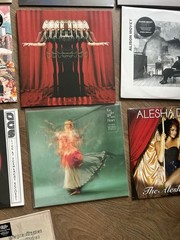 9x various Vinyl Records Rachel Chinouriri Courteeners Alison Moyet Etc12″ Album