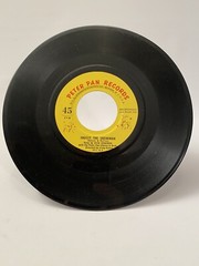 FROSTY THE SNOWMAN Peter Pan Records 1958 45 Rpm Joy To The World God Rest Ye