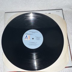 Liberace Continental Favorites LP Vinyl 12″ 33 RPM Stereo AVI Records AVI 6103